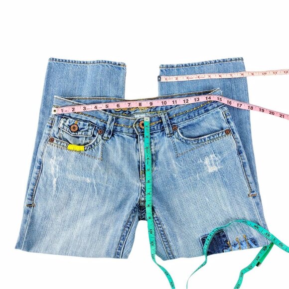 Old Navy Y2K Patchwork Capri Blue Jeans Cropped Light Wash Distressed Size 6 - Picture 8 of 11